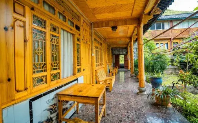 Teacher Zhang's Inn