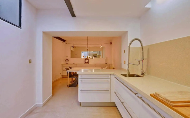 Casa de Pueblo junto Barcelona Centro