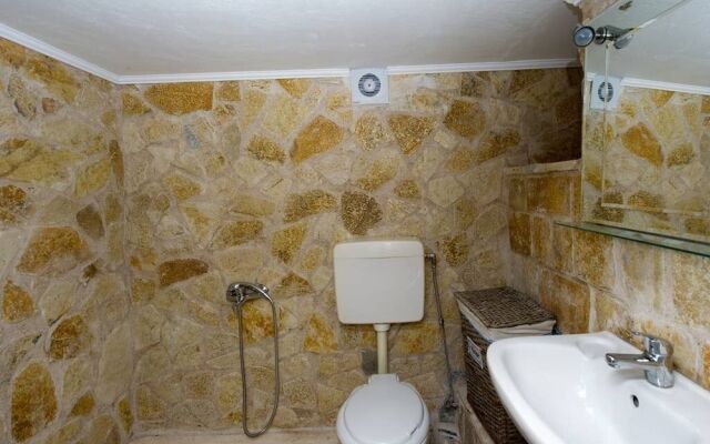 New Hope, studio with pool near the beach