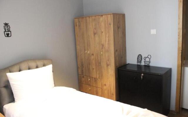Azad Homes Taksim Mehroz