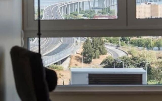 A View to the River Tejo - IBG HOME