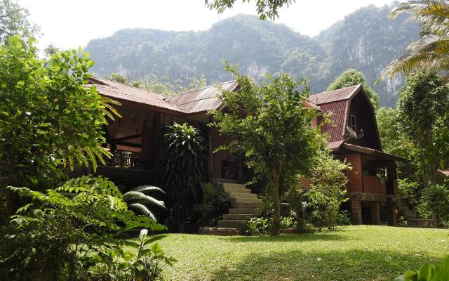 Khao Sok Nature Resort