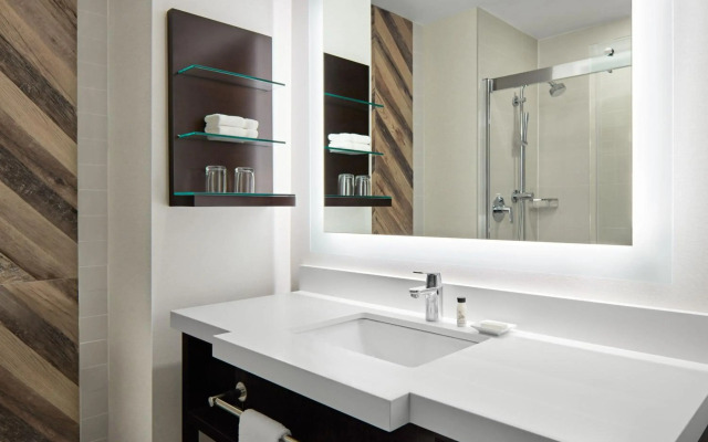 Delta Hotels by Marriott Sherbrooke Conference Centre