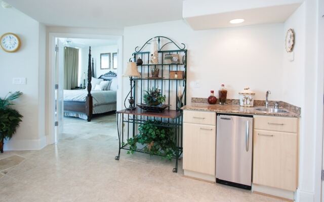 Crb0716 2 Bedroom Condo