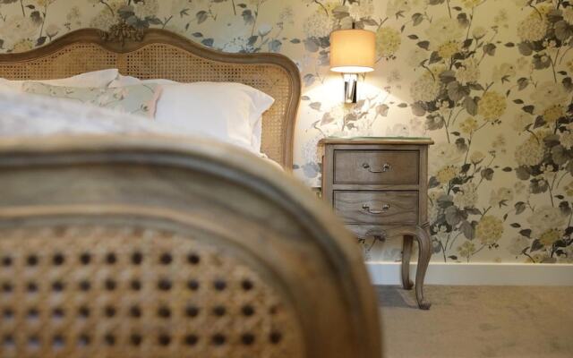 The Heather Glen Country House