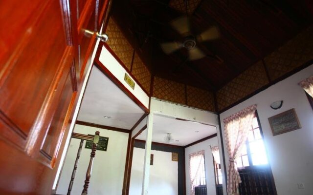 Teluk Dalam Resort