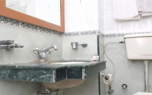 Collection O 3504 Vivek International Hotel