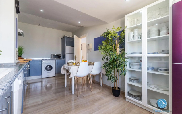 HomeAbroad Apartments - Ático Deluxe Fuengirola with FREE Parking