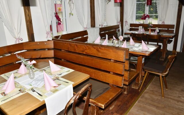 Cafe Verkehrt - Kultur Genuss Hotel