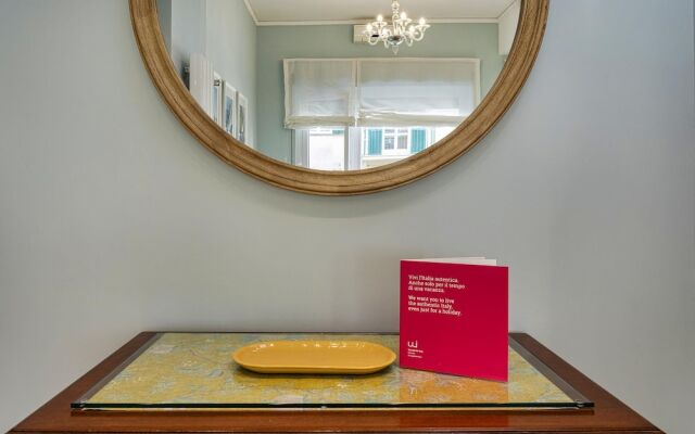 Light Apartment in Albaro by Wonderful Italy