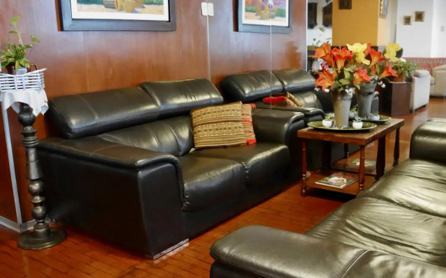 Suite Service Apart Hotel