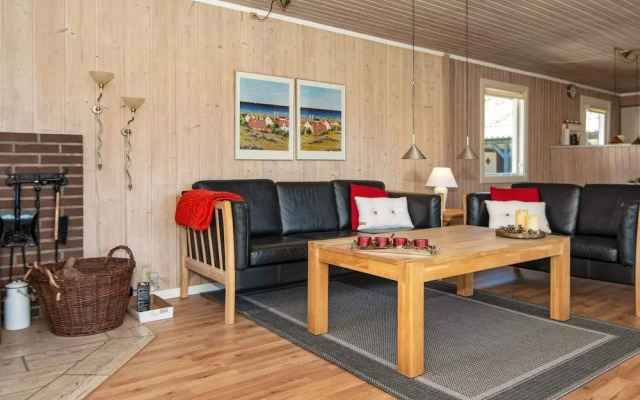 6 Person Holiday Home in Hemmet-by Traum