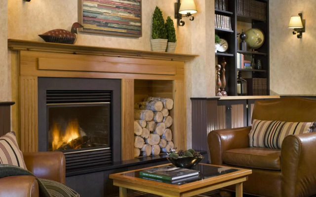 Green Mountain Suites Hotel