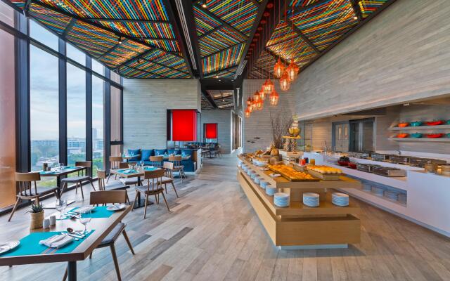Holiday Inn Resort Vana Nava Hua Hin by IHG