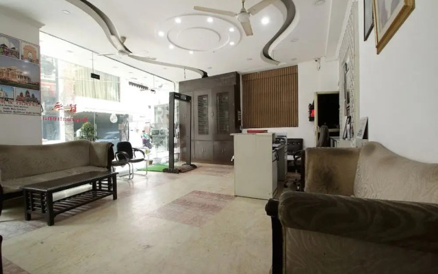 Hotel R S International