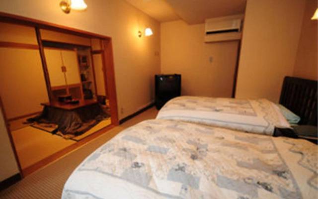 Minakamisanso