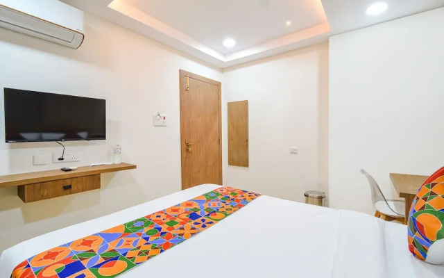 Fabhotel Seri