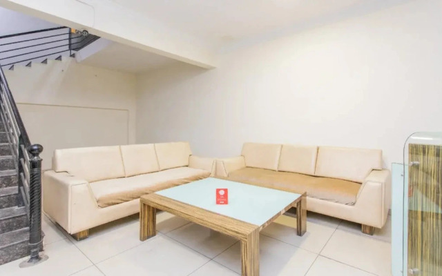Hotel PS9 by OYO Rooms