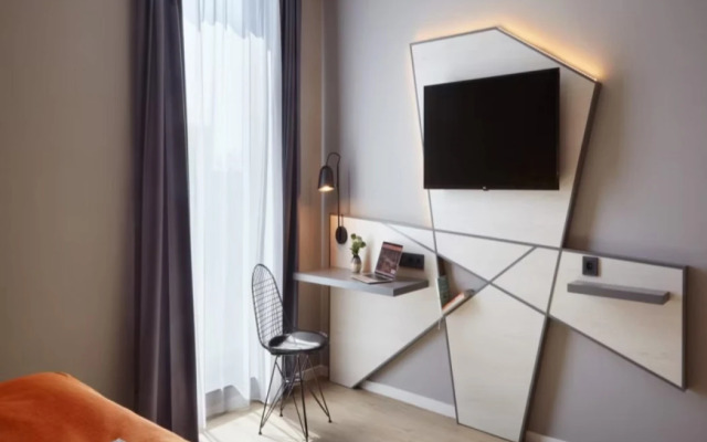 Holiday Inn - the niu, Hub Dusseldorf Messe by IHG