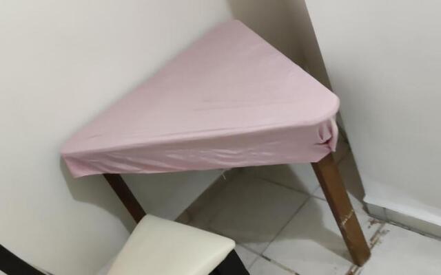 IOW4 HN Senior Suite