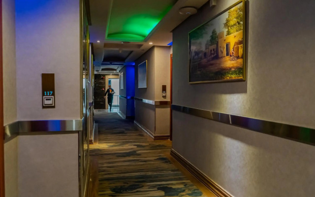 Dabab Hotel by Warwick
