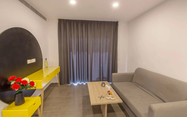 Anthea Hotel Apartments