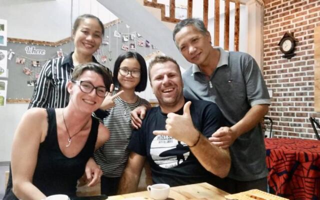 Domik Homestay - Cát Bà