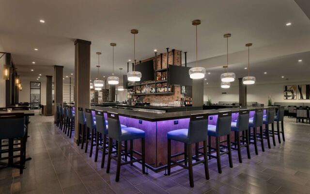 DoubleTree by Hilton Canton Downtown