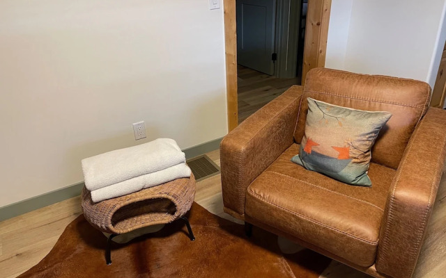 Pinedale Cozy Cabins