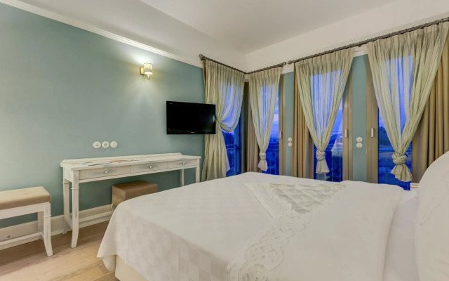 Antmare Hotel
