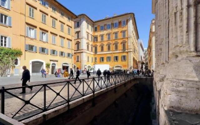 Pantheon Lyuxury Apartment