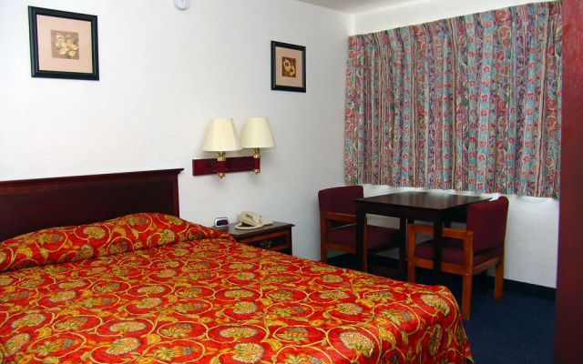 Quad City Inn