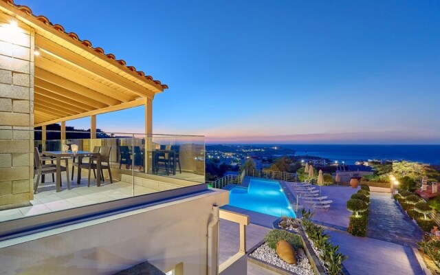 Cozy Vintage Style sea View Apartment Shared Pool