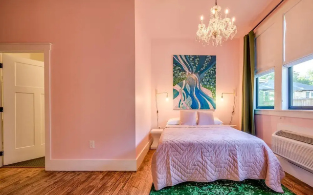 Private Suite in Historic Austin B&b: Sleeps 4!