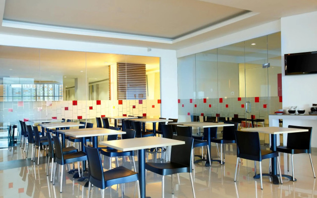 Amaris Hotel Seasons City