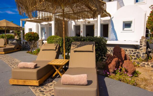 Phaos Santorini Suites