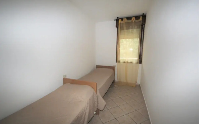 Lovely 3 Room Flat in Rosolina With Shared Pool