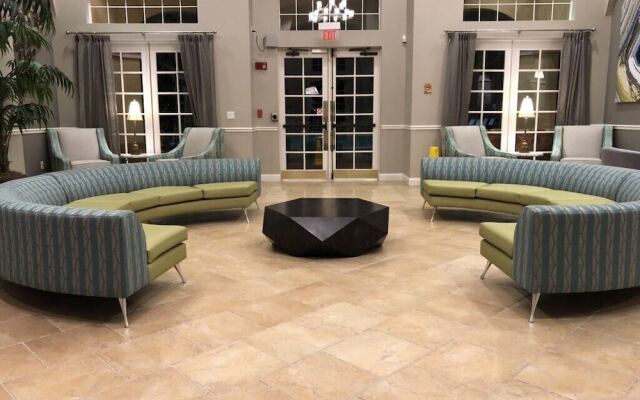 Executive Penthouse