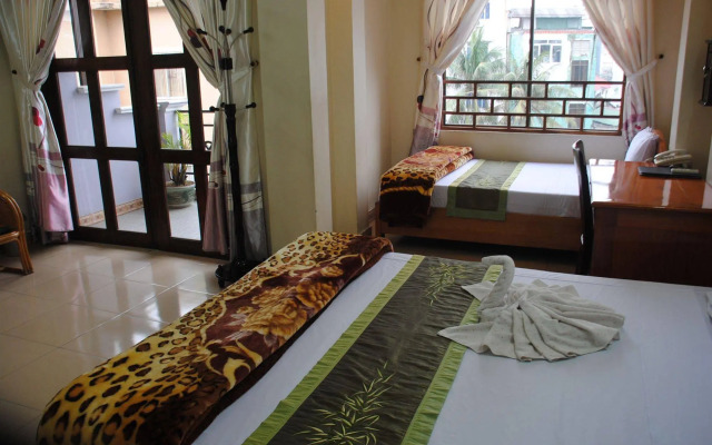 Sunny B Hotel