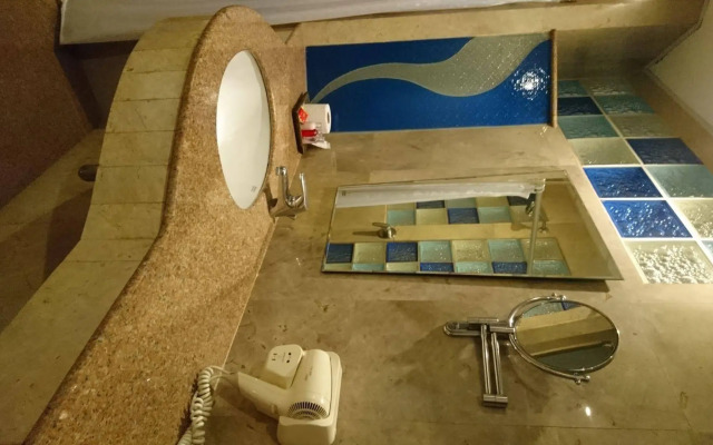 Le Cafe Royale Hotel