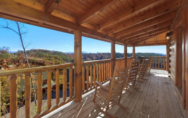 Bear Hug 275 by RedAwning