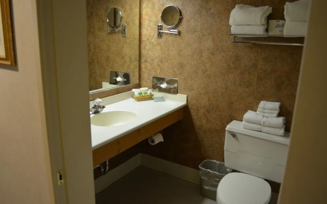 Sawmill Creek by Cedar Point Resorts