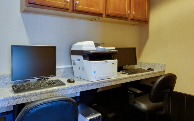 Hampton Inn Pine Grove
