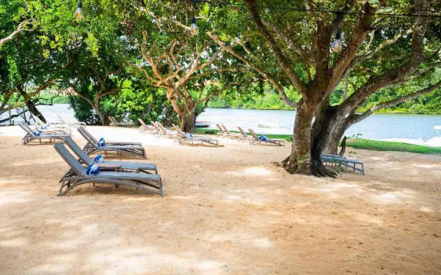Ocean's Creek Beach Hotel