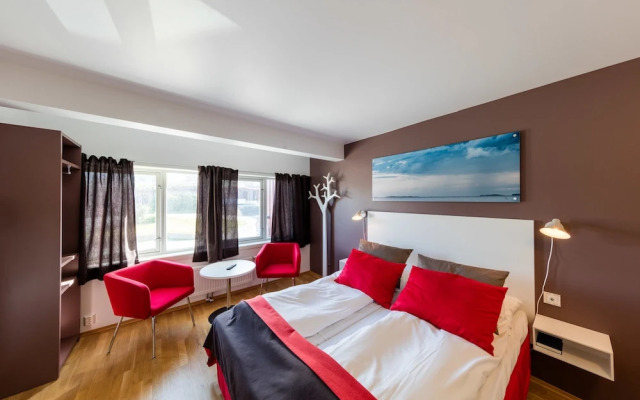 Dolmsundet Hotell Hitra
