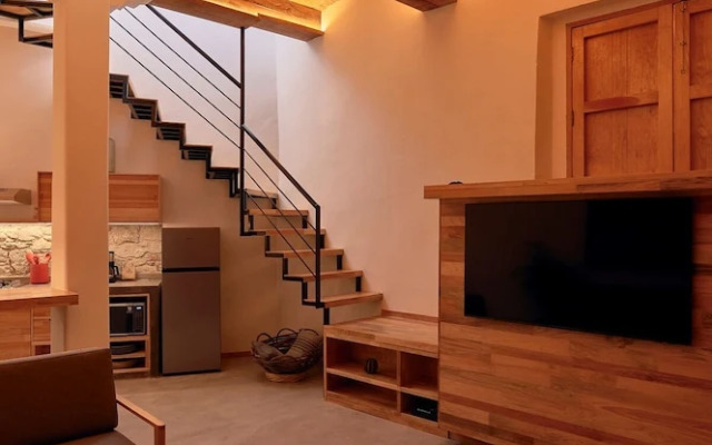 Rubina Jewel in Downtown Design Location Comfort