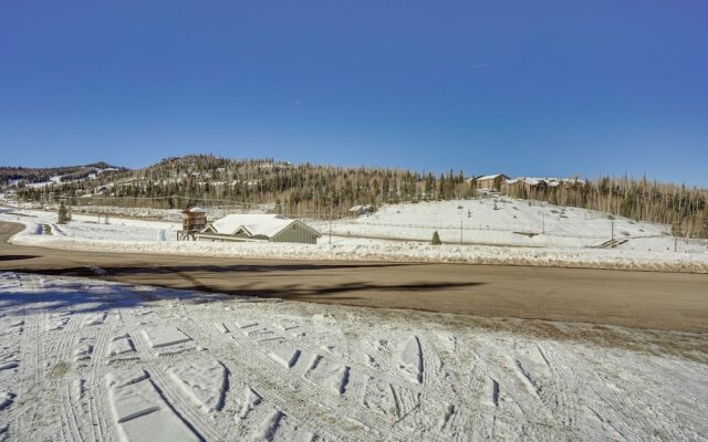 Charming Brian Head Condo Rental w/ Ski Shuttle!