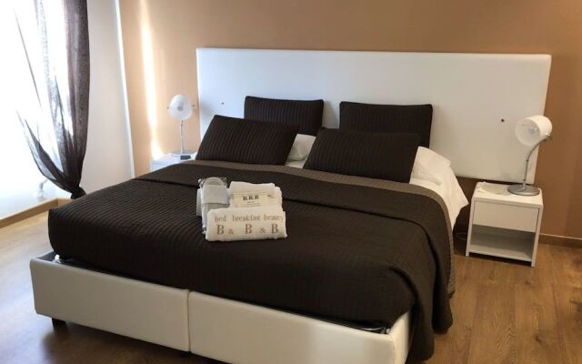 Bed  Breakfast Beauty