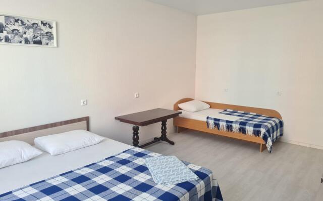 HomeHotel (ХоумХотел) на проспекте Кораблестроителей 62/1