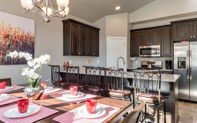 Red Cliffs 3 Bedroom Apts by Redawning